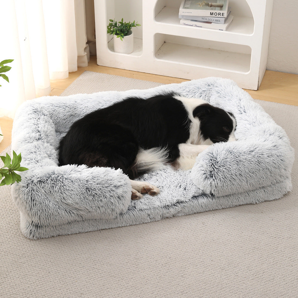 Plush Round Dog Bed – Cozy Winter Sleep Nest